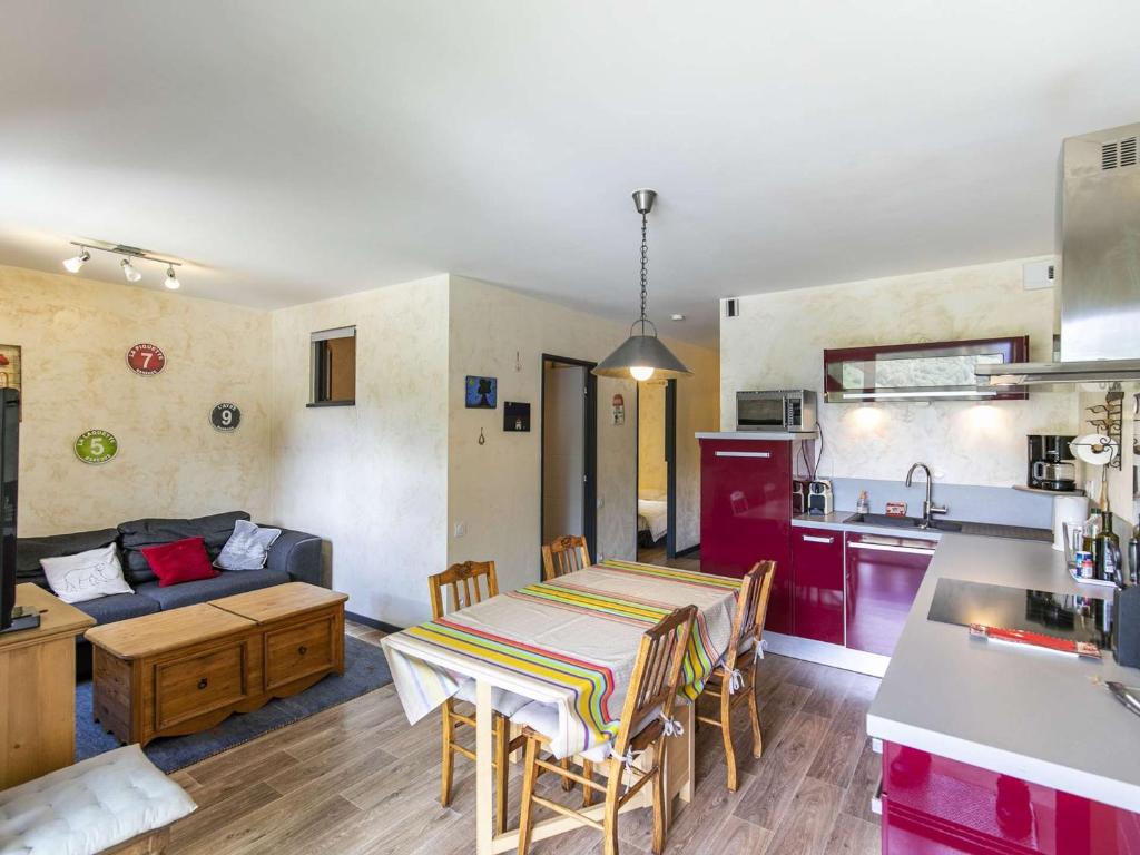 Bel appartement 4 pers, terrasse, parking privé, proche ski et thermes - FR-1-403-98