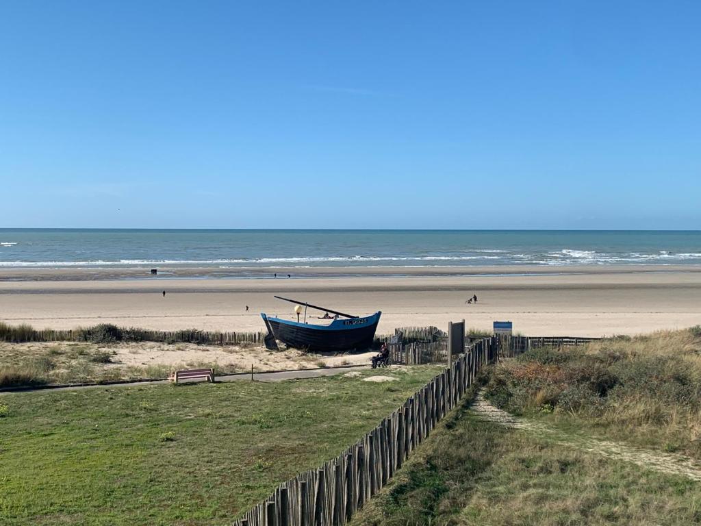 Appartement 3 Étoiles - Plage des Phoques avec Parking Privé