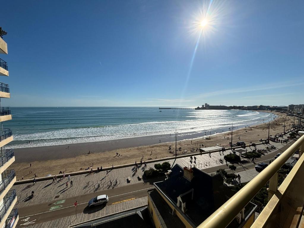Appartement T2 face à la plage, 4 couchages, avec balcon – Les Sables-d'Olonne - FR-1-197-534