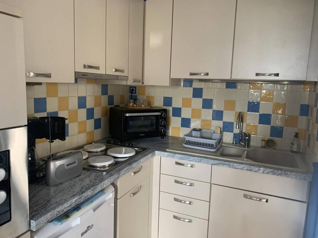Duplex avec Jardin Privé pour 4 Pers. à 400m de la Plage - Merville-Franceville - FR-1-465-110