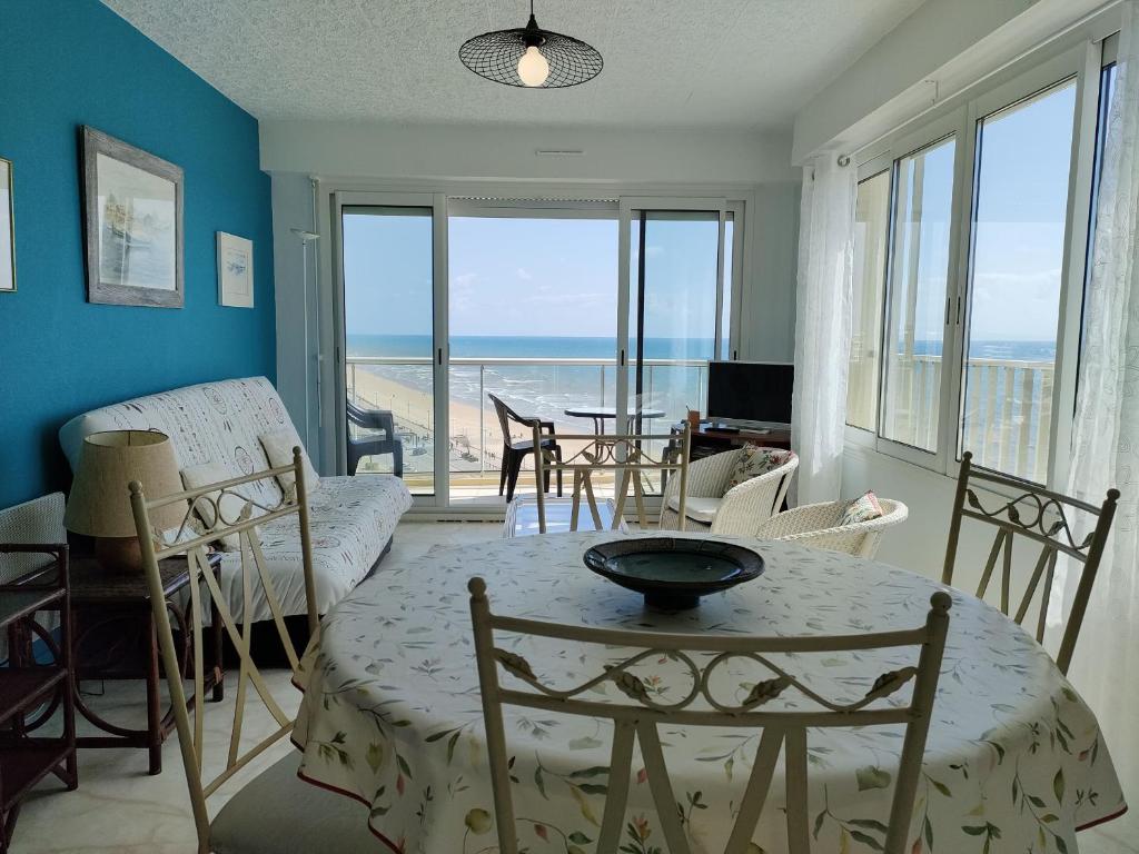 Appartement moderne avec vue mer pour 4 personnes à Saint-Jean-de-Monts - FR-1-323-335