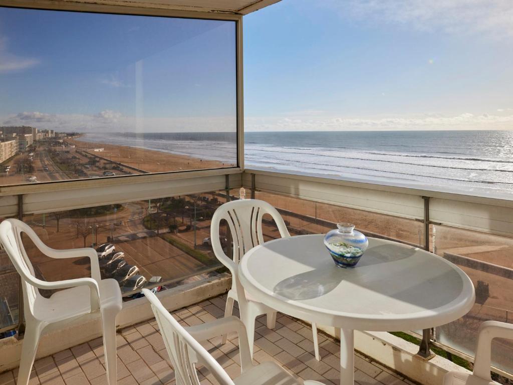 Appartement 4 pers avec balcon et parking proche plage à Saint Jean de Monts - FR-1-323-488