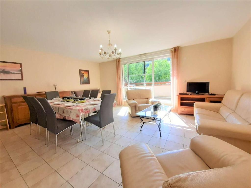 Luxueux T4 à St Lary Soulan - 9 pers, Terrasse, Parking, Wifi, 4 étoiles - FR-1-457-181