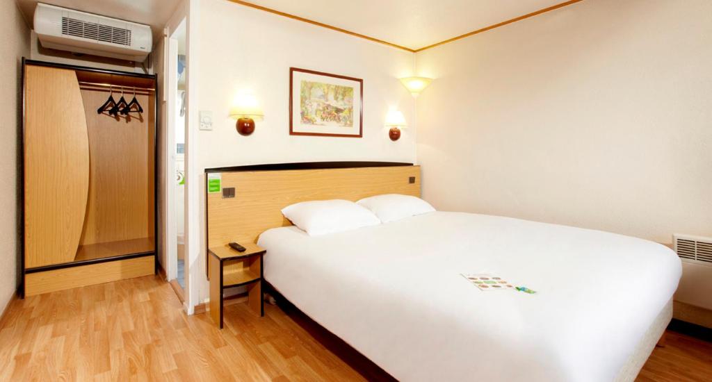 B&B HOTEL Douai Parc Des Expos Cuincy