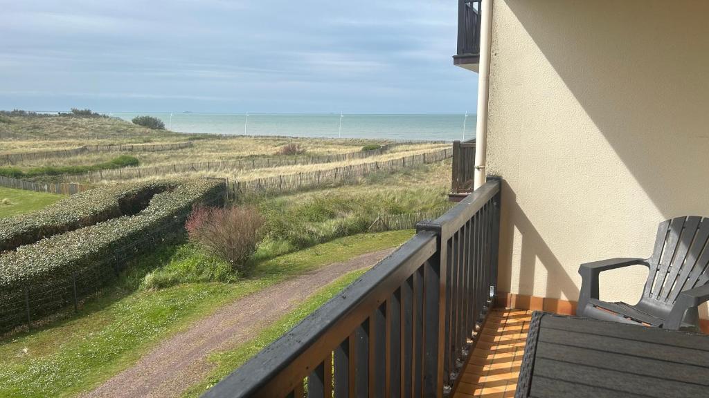 Cabourg-La mer à vos pieds et la thalasso à 50 m