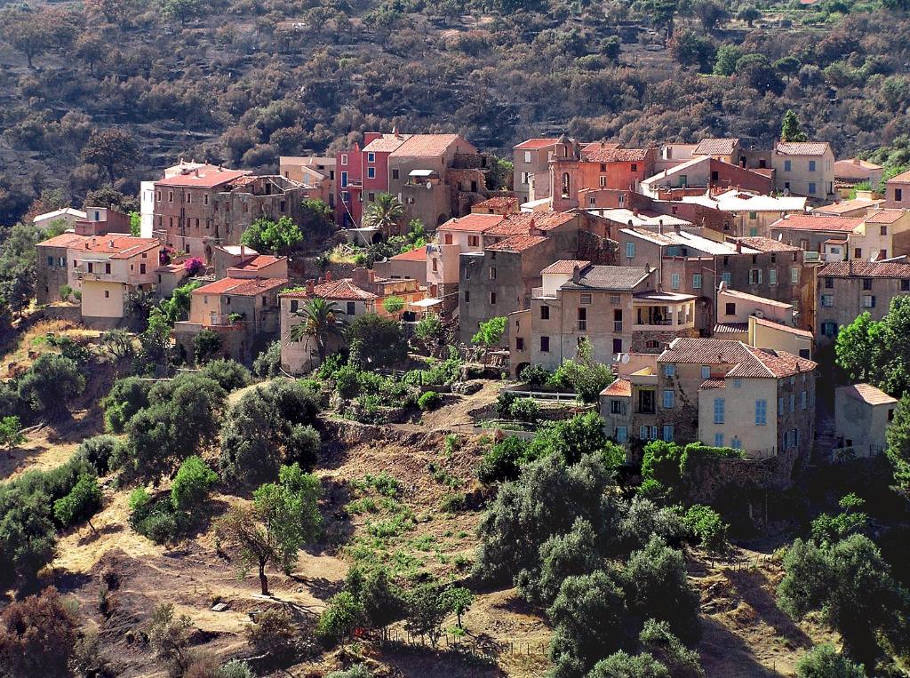 Cassano Calvi Maison de village 4 ou 6 personnes à 15mn de Calvi