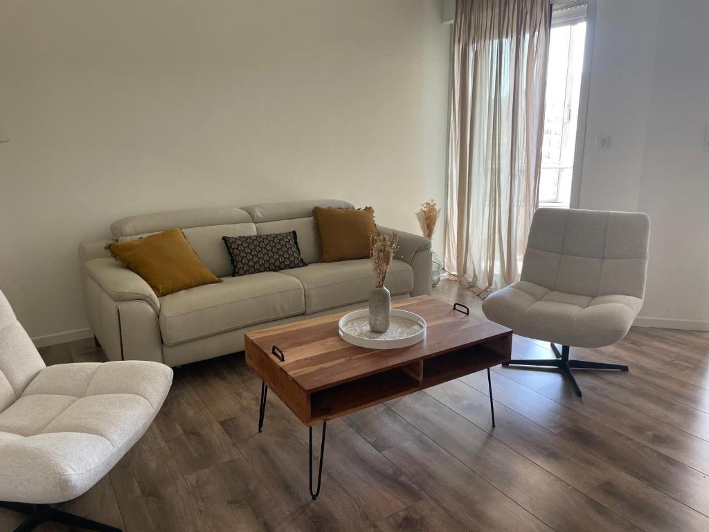 Appartement T3, dernier étage, vue dégagée