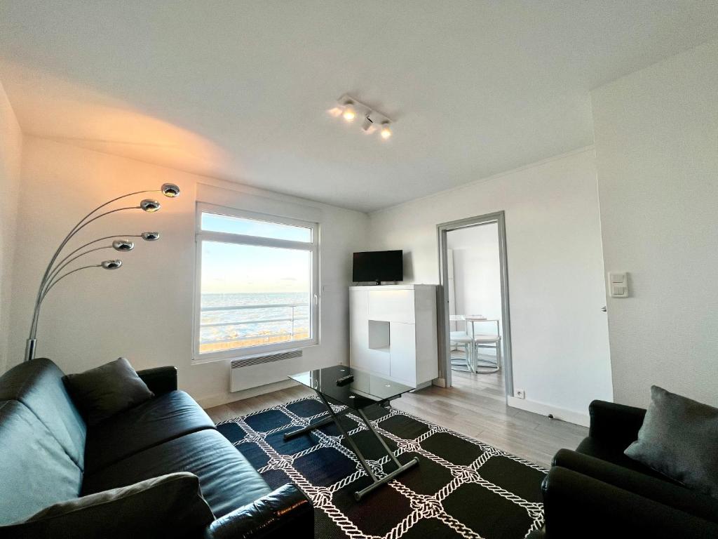 DUPLEX AVEC JACUZZI vue imprenable sur la baie de Wissant