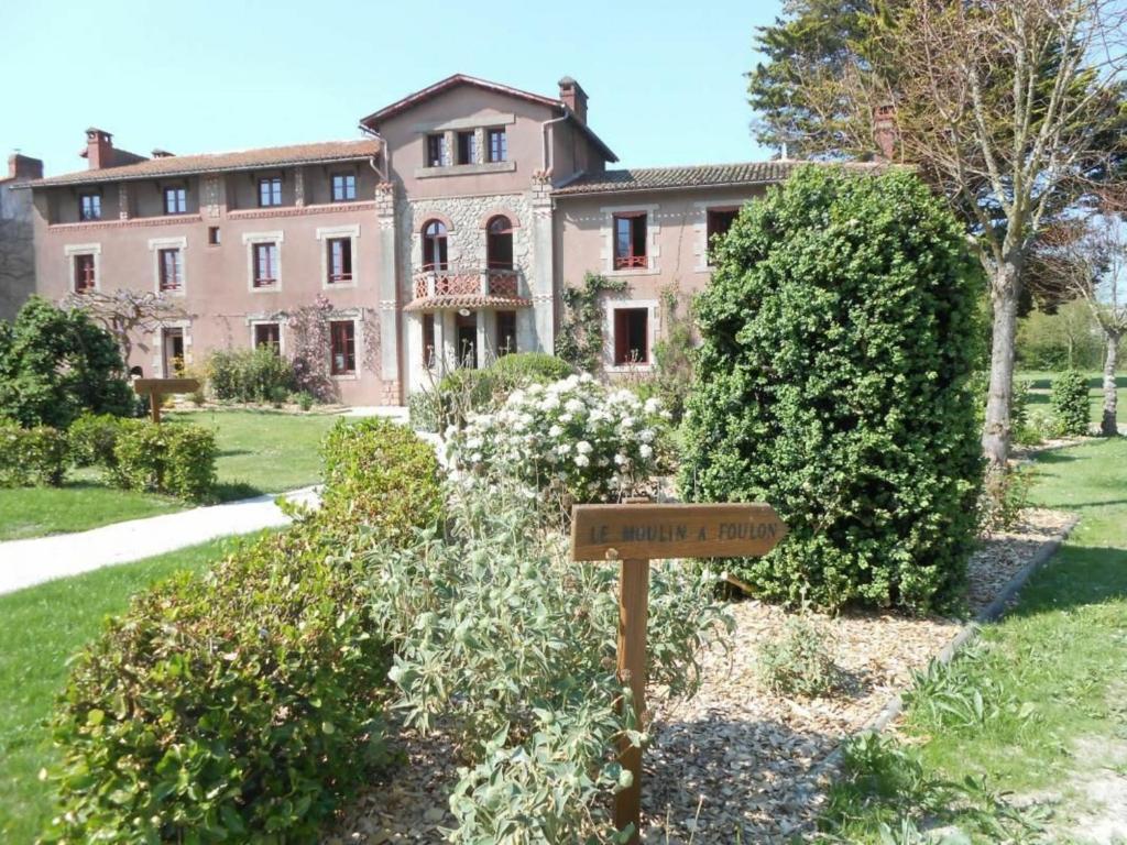 Maison de caractère avec piscine commune, proche du Puy du Fou et de Nantes - FR-1-426-107