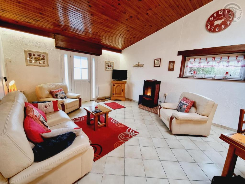 Gîte chaleureux en plein cœur de la nature avec terrasse, animaux acceptés, proche Val Joly - FR-1-510-183