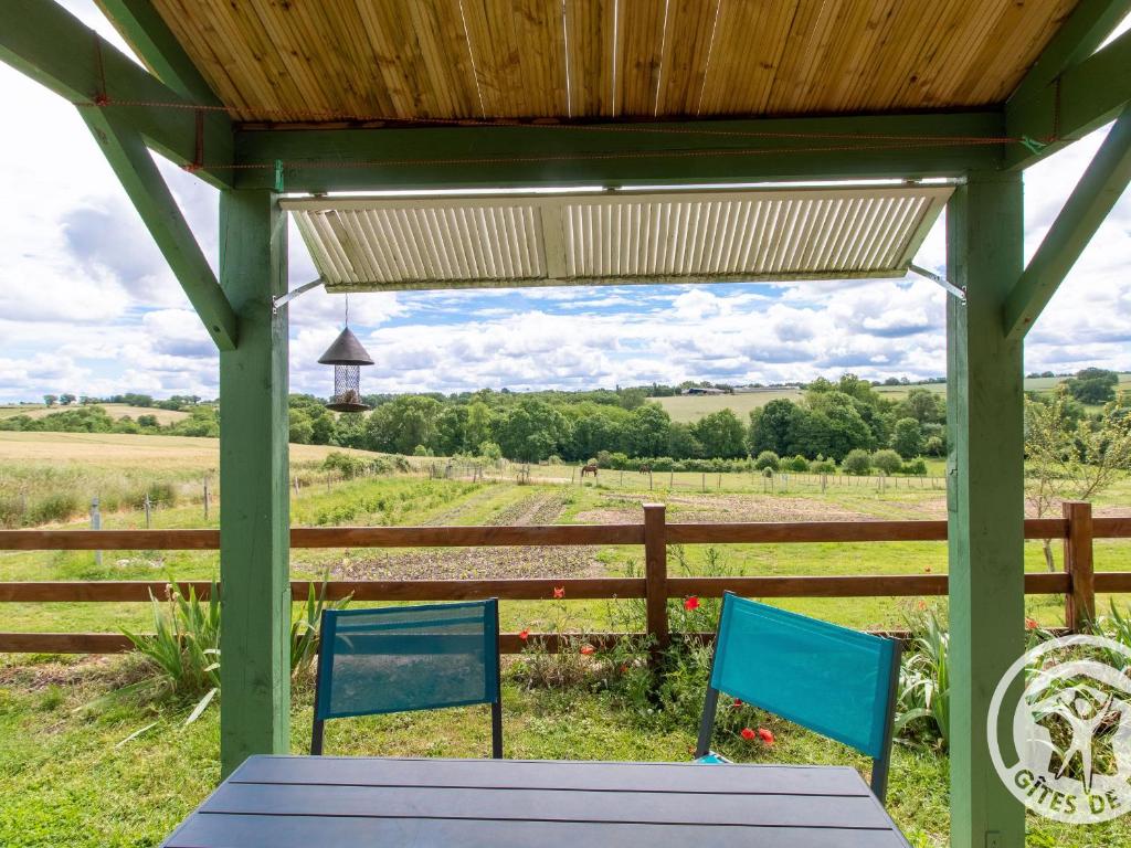 Gîte rustique avec 2 chambres, nature, animaux admis, wifi et parking - FR-1-622-78