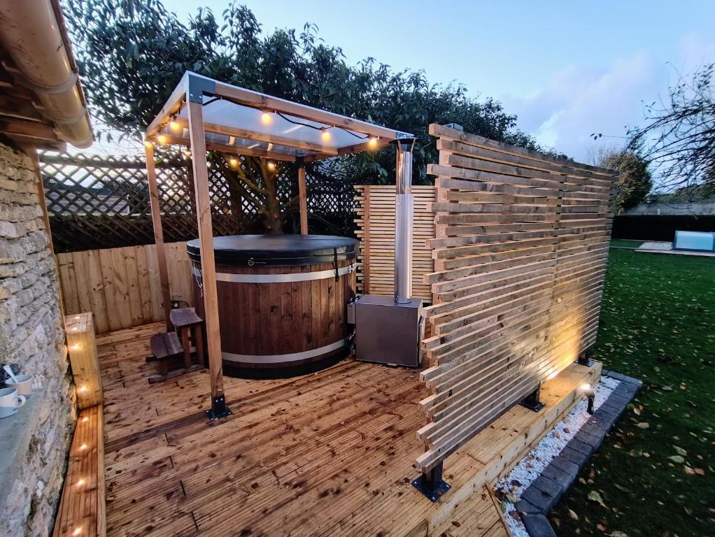 Gîte 4 personnes avec piscine et bain nordique proche des plages du débarquement