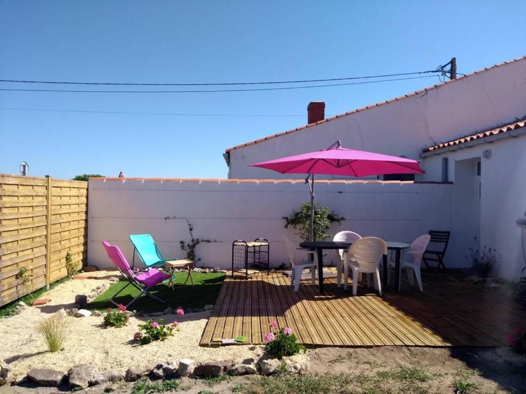 Maison chaleureuse proche plage et pistes cyclables, avec jardin et plancha, 3 couchages à La Guérinière - FR-1-224B-727
