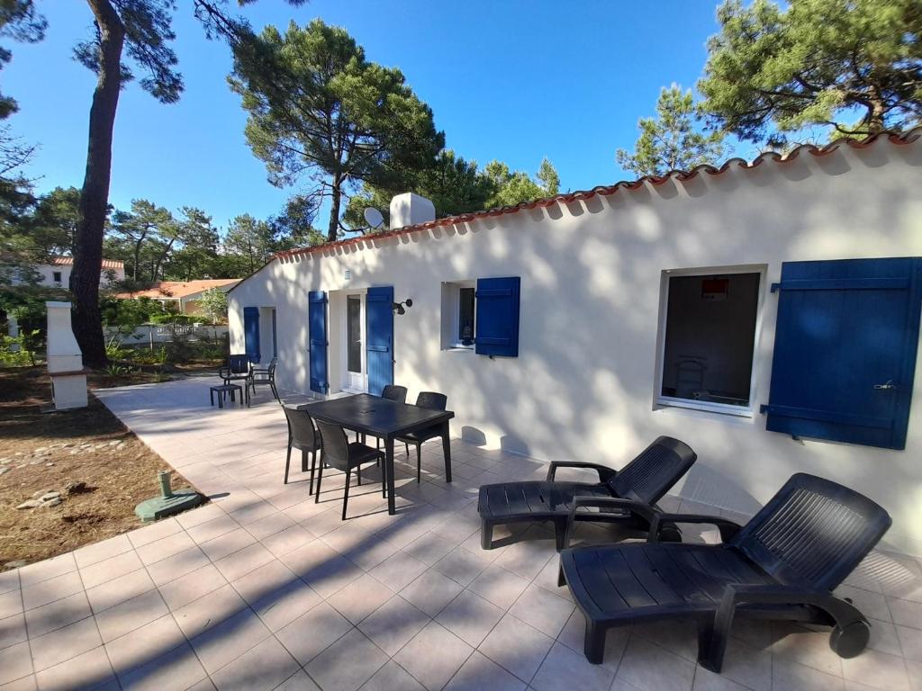 Maison avec Jardin, Terrasse et Proximité Plage à La Faute-sur-Mer - FR-1-194-154