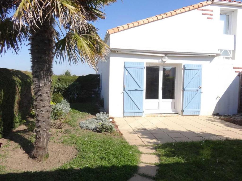 Charmante maisonnette avec piscine privée, proche plage et commerces - FR-1-476-128