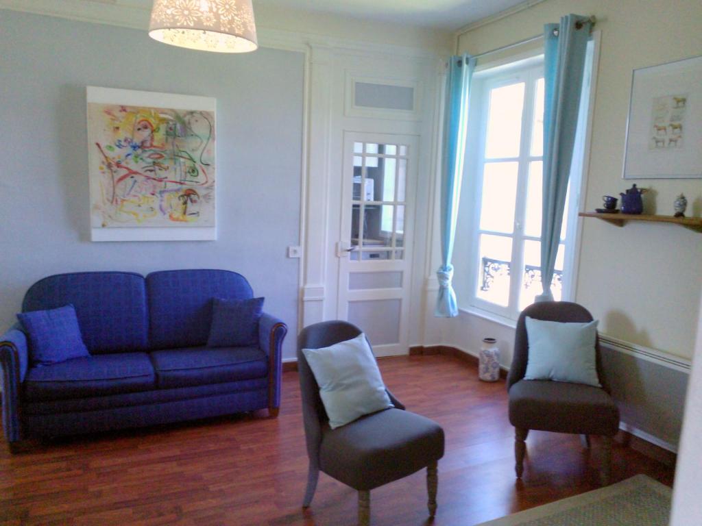 L'AURE BLEUE