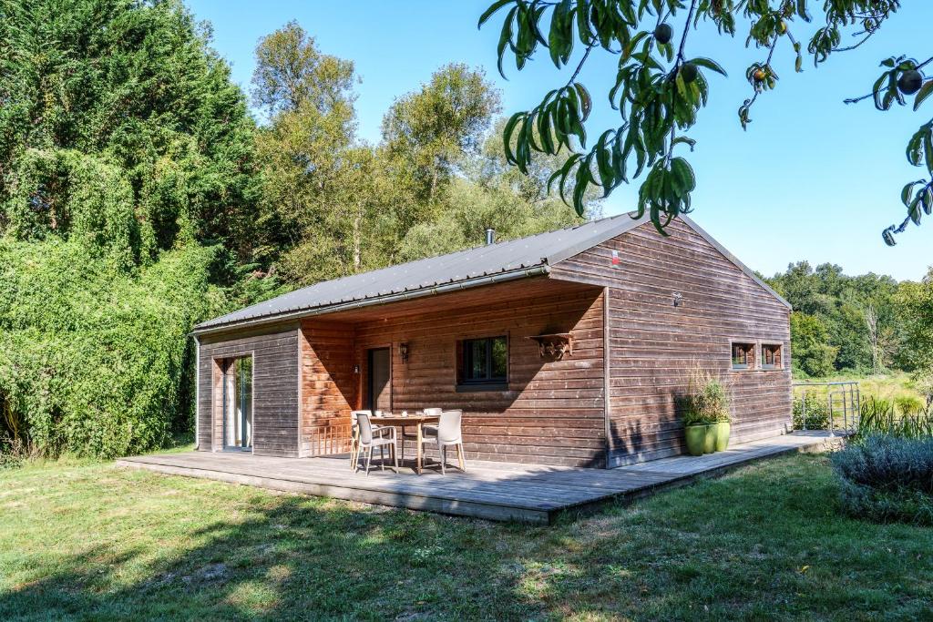 La cabane du pont du Douet