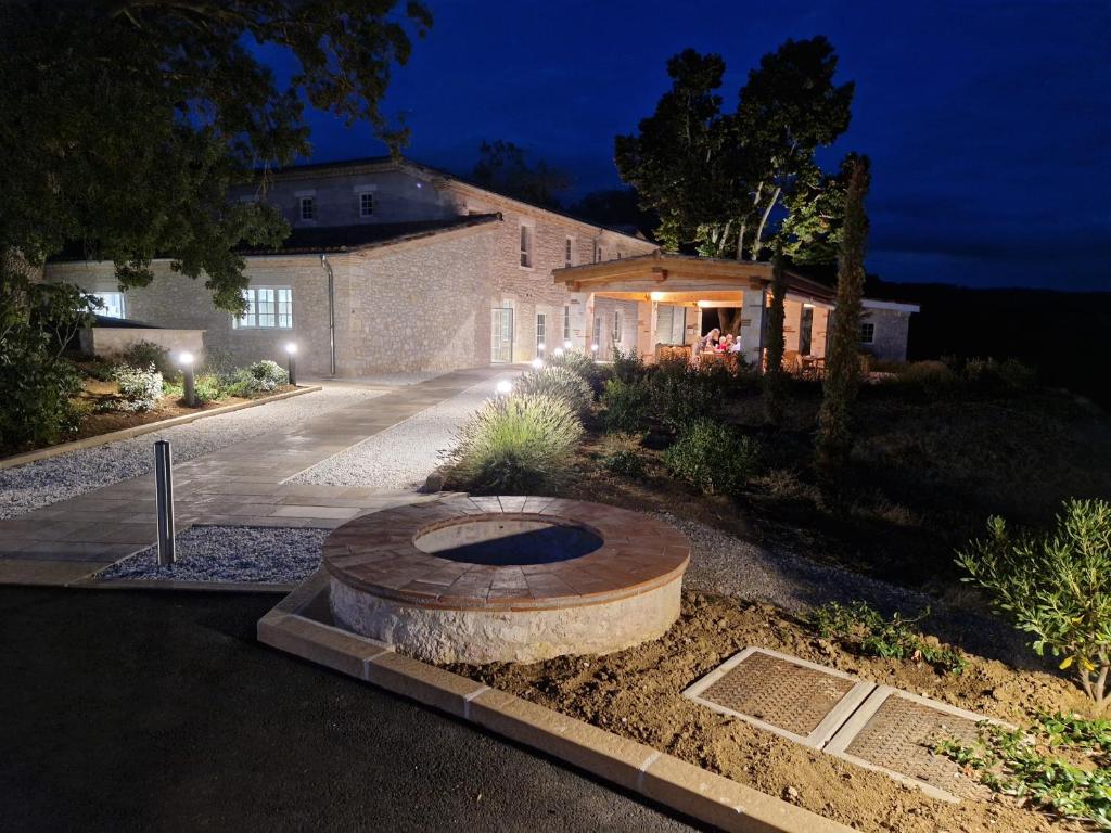 Château Lecusse - La Grande Roche - Hôtel, Spa, Boutique & Restaurant