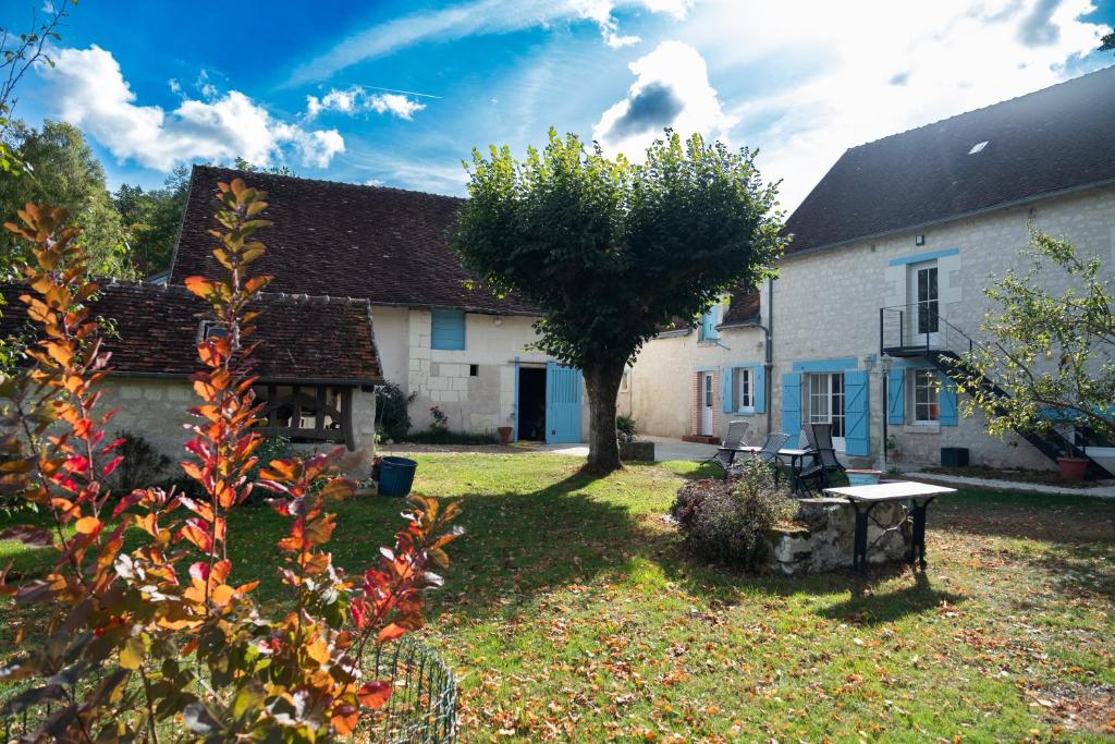Le Moulin Bleu