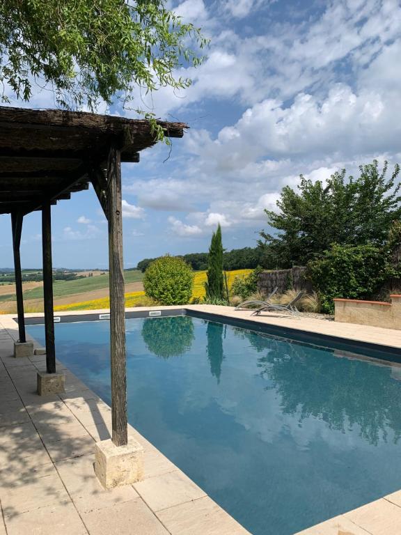 Les 5 terrasses et sa piscine privée
