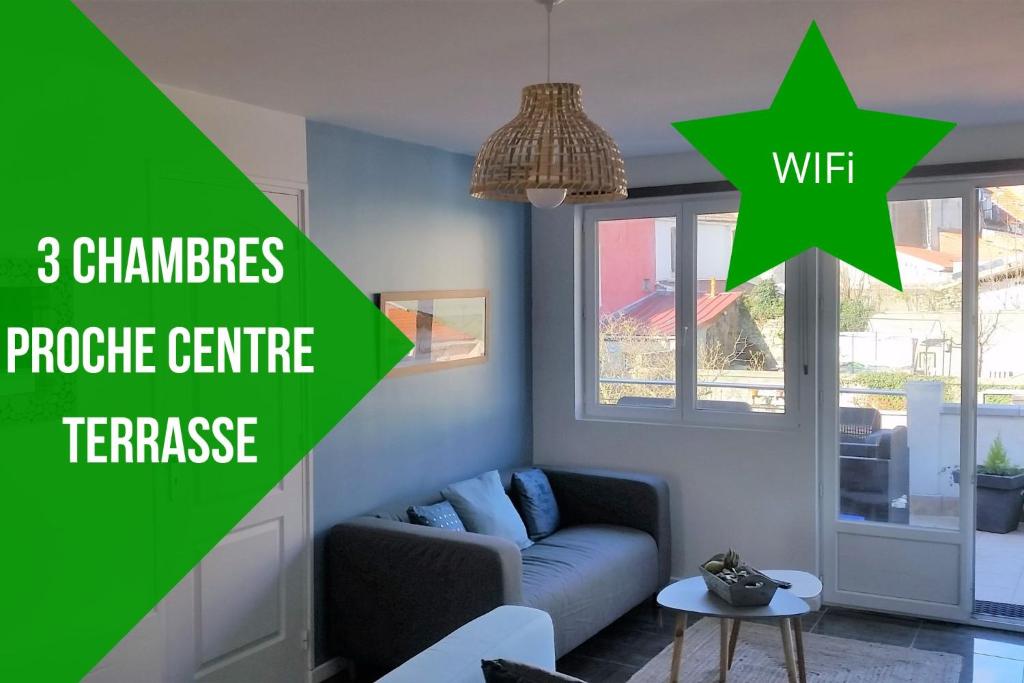 Lumineux et proche de tout avec balcon et à côté du bois