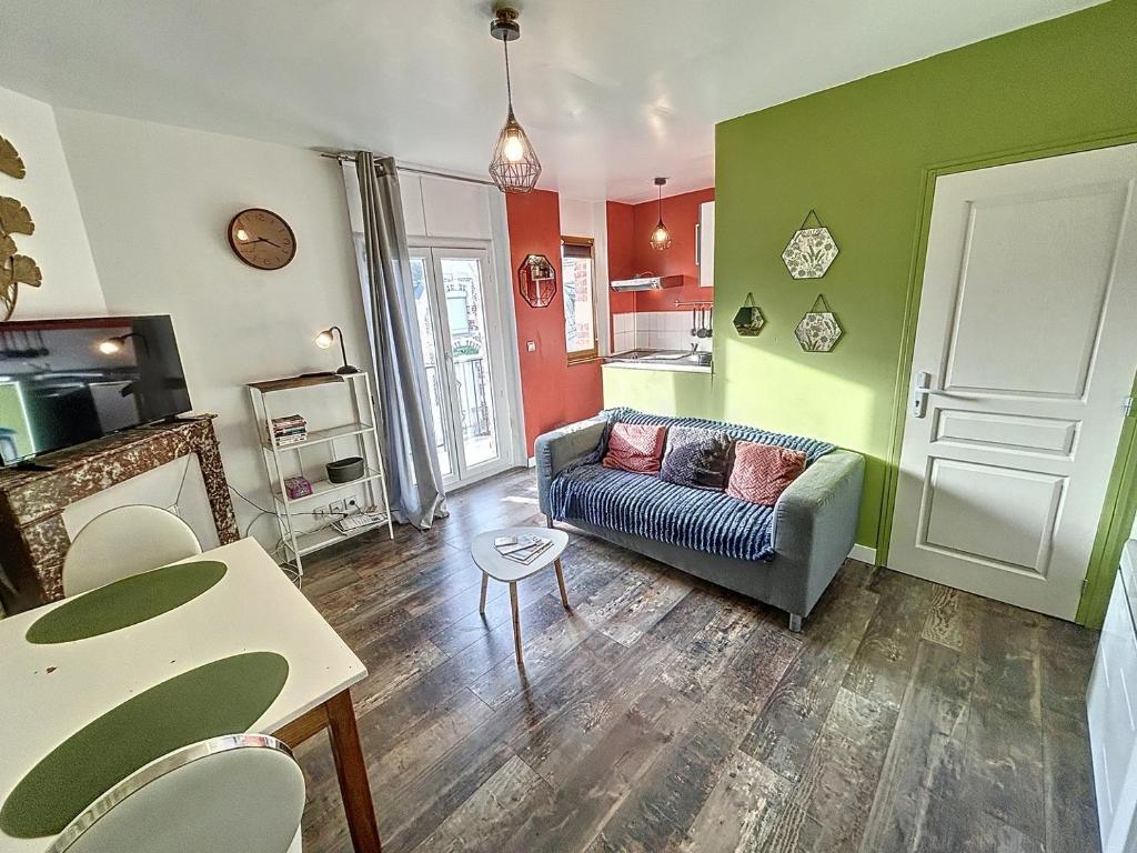 Maison 2 chambres, jardin clos, proche plage, parking privé - FR-1-646-60
