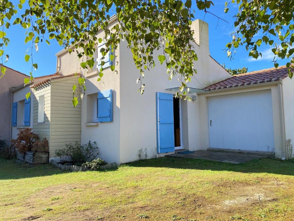 Maison Vacances Proche Mer et Centre-ville - Jardin Privé, Terrasse, Animaux Bienvenus - FR-1-231-239