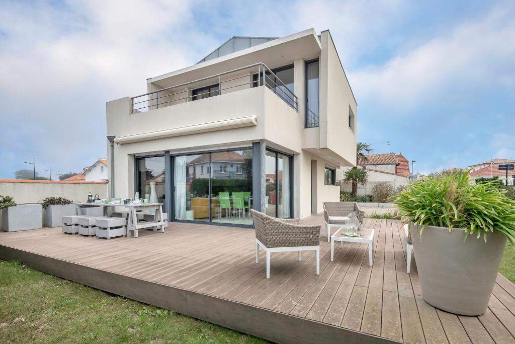 Maison d’Architecte Face Mer à la Plaine sur Mer