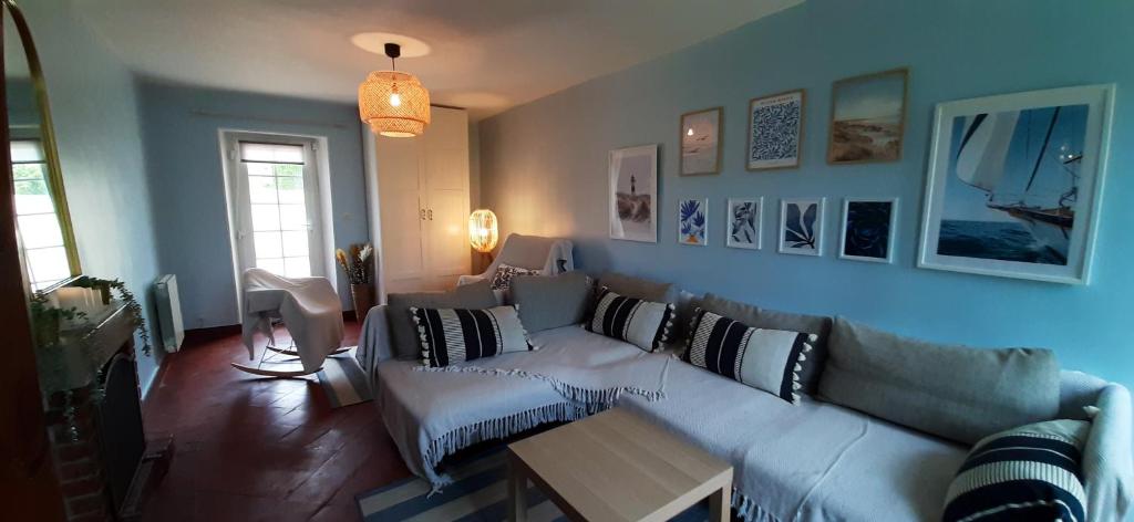 Maison charmante a Grandcamp Maisy avec parking prive