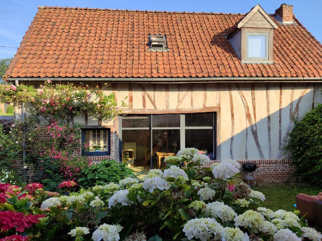 Maison de campagne 2 chambres avec jardin clos et terrasse, à proximité de camping familial - FR-1-675-40