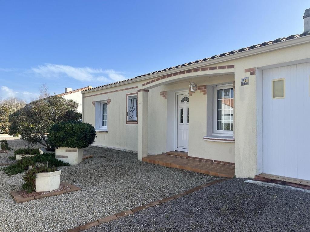 Maison Familiale à 700m de la Plage, 6 Pers., Proche Centre et Gare - FR-1-612-132
