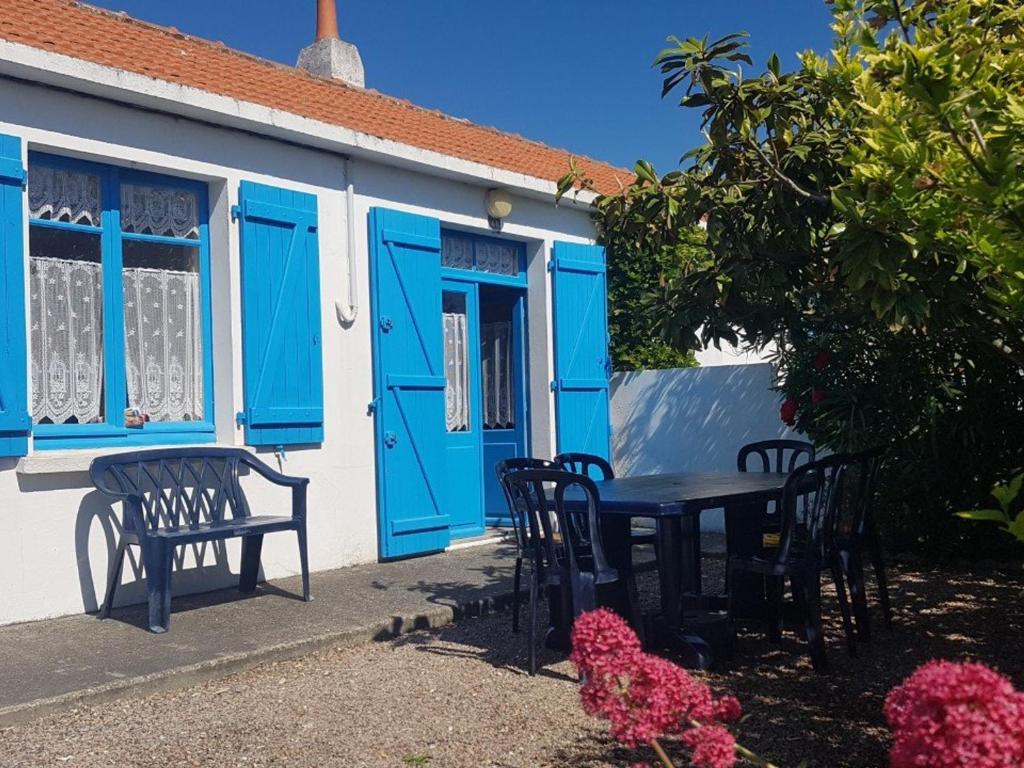 Maison cosy, proche plage et bourg, avec terrasse sans vis-à-vis et parking privé - FR-1-224B-168