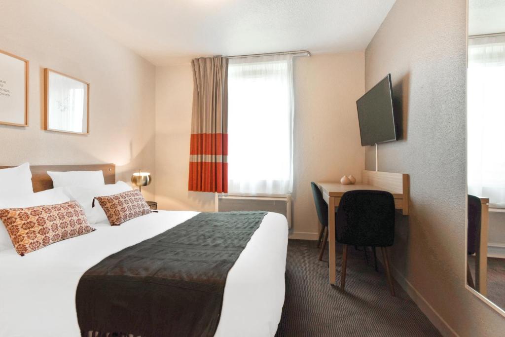 MAISON VIEUX LILLE 3 chambres parking privé 24H24H Accès
