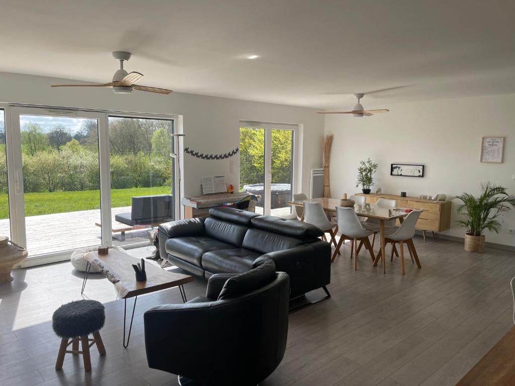 Maison proche Omaha Beach vue imprenable sur haras