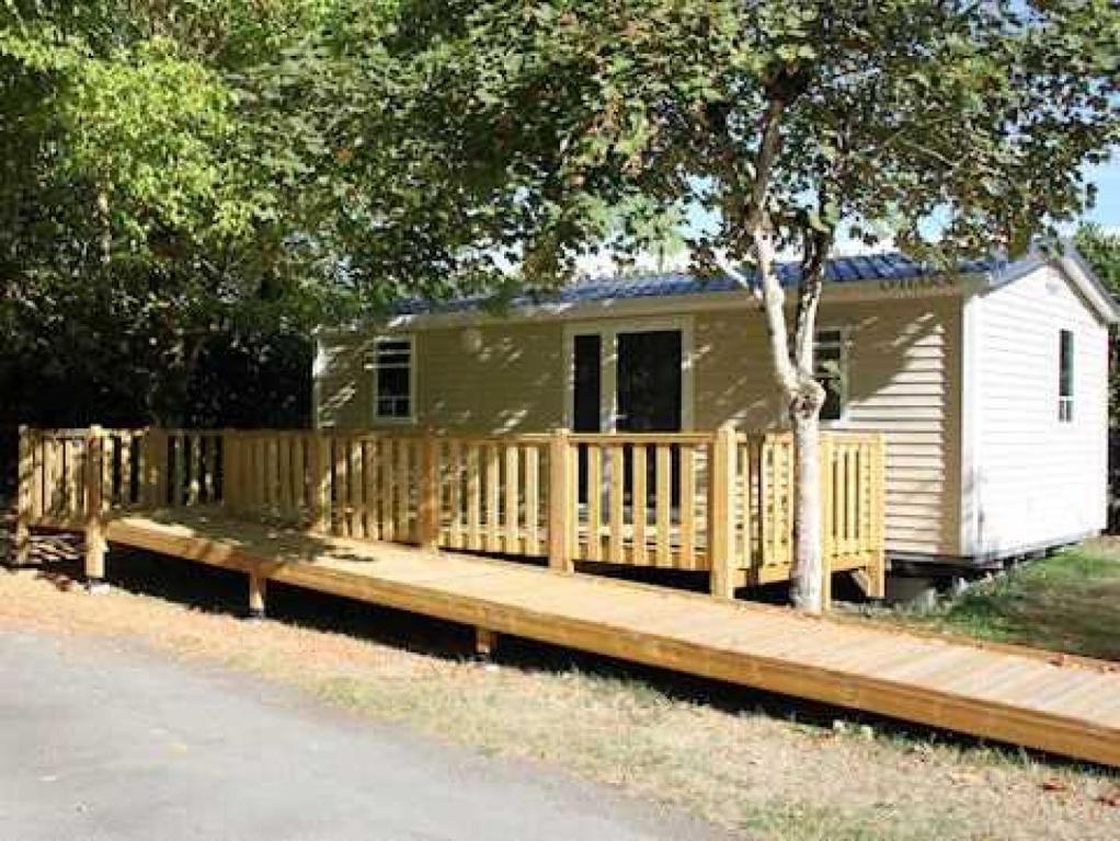 Camping 3 étoiles - eeedhe