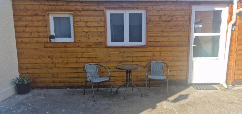 Studio Cerf quartier marais, jardin accessible, terrasse rez de chaussée