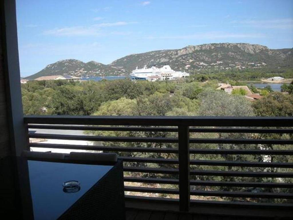Studio standing Piscine vue mer