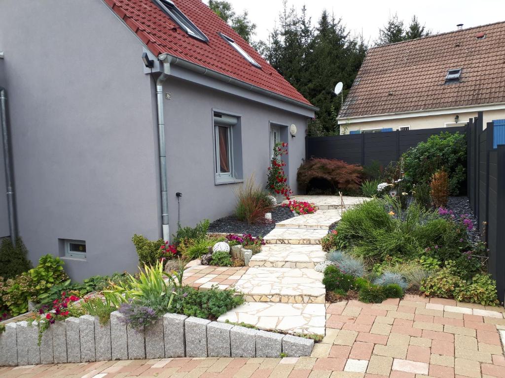 Gite Terre d'Helene 3 étoiles wifi, paisible, proche Strasbourg, commerces et nature16 atouts, animaux acceptés