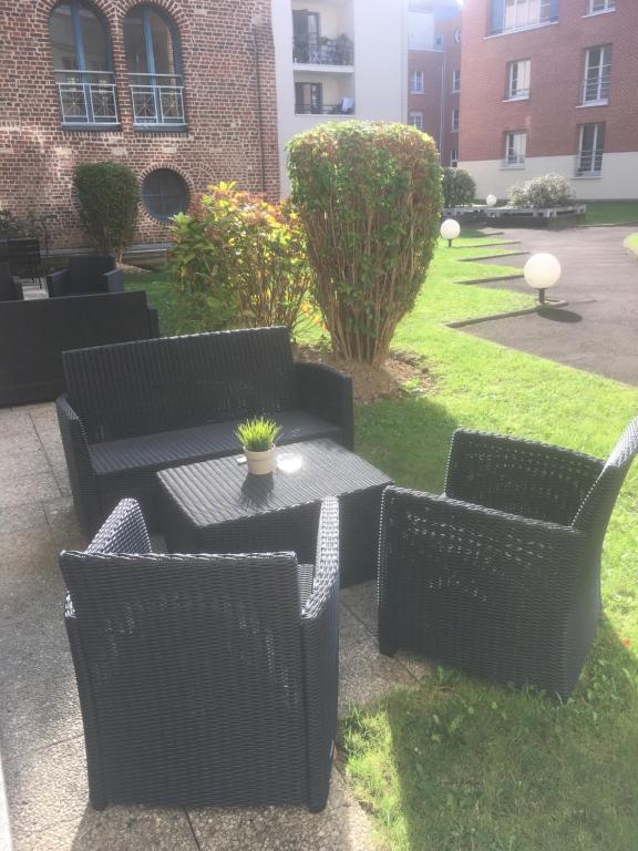 La Petite Place de la Porte de Gand