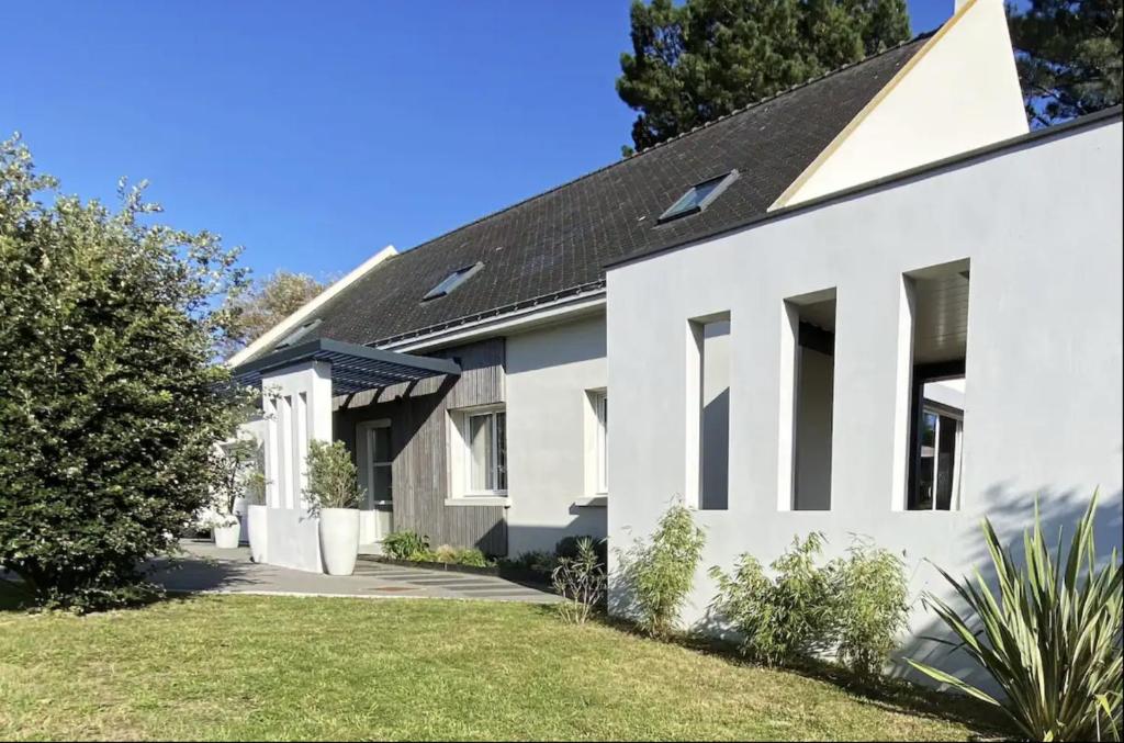 Villa Elias, pour séjours familiaux : Spacieuse, moderne